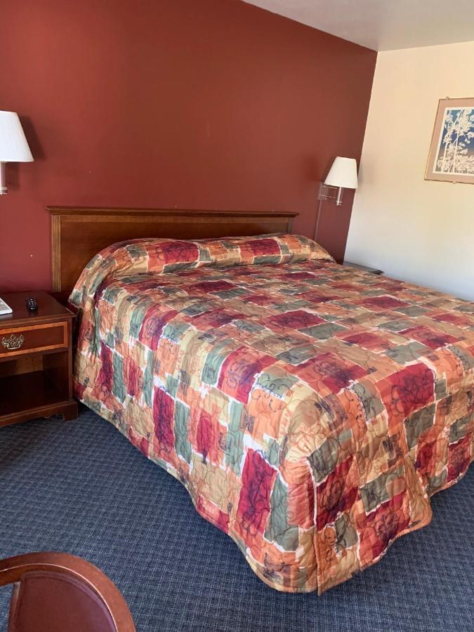 Foster Inn Monticello Экстерьер фото
