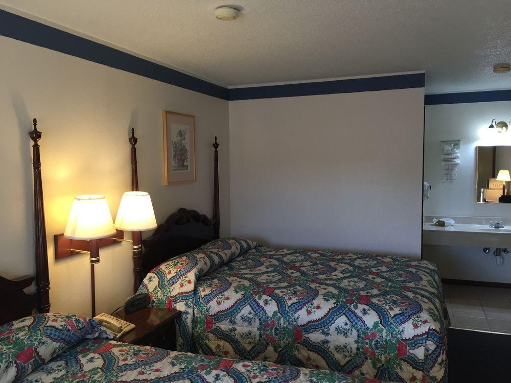 Foster Inn Monticello Экстерьер фото
