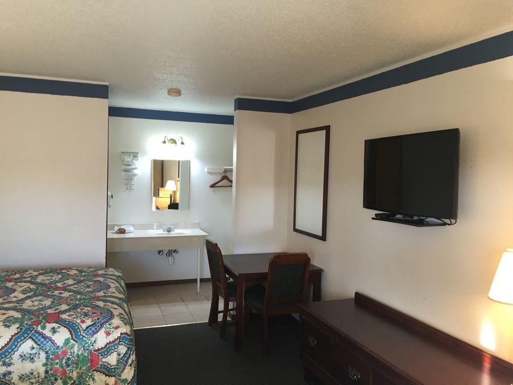 Foster Inn Monticello Экстерьер фото